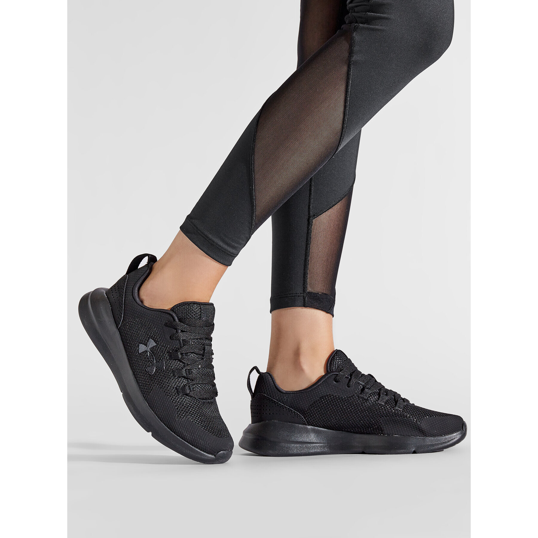 Under Armour Superge Ua W Essential 3022955-002 Črna - Pepit.si