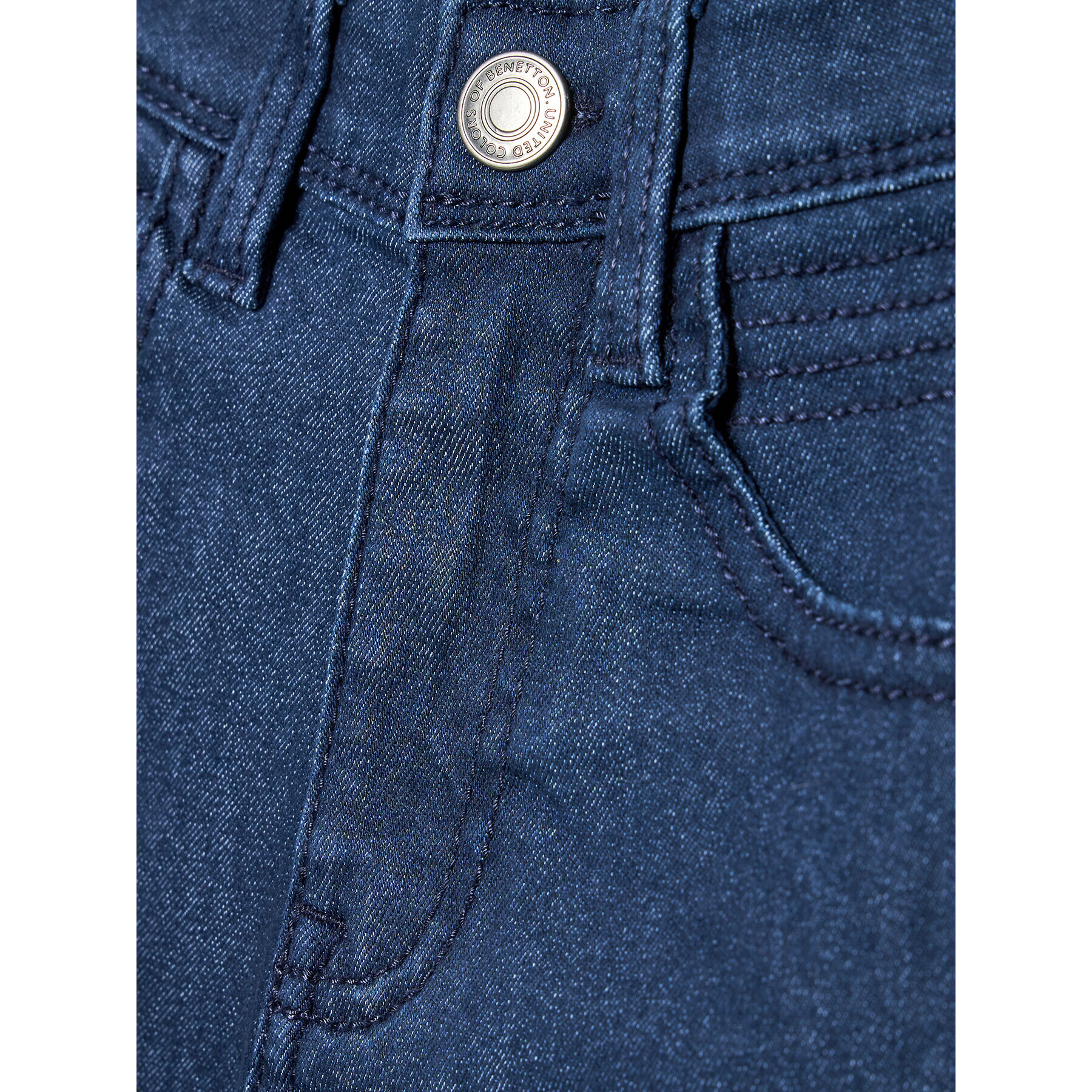 United Colors Of Benetton Jeans kratke hlače 4KV9C9003 Modra Slim Fit - Pepit.si