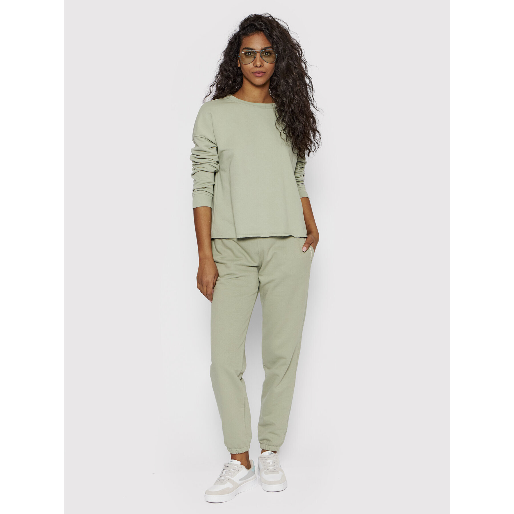 United Colors Of Benetton Jopa 31NB3M01A Zelena Regular Fit - Pepit.si