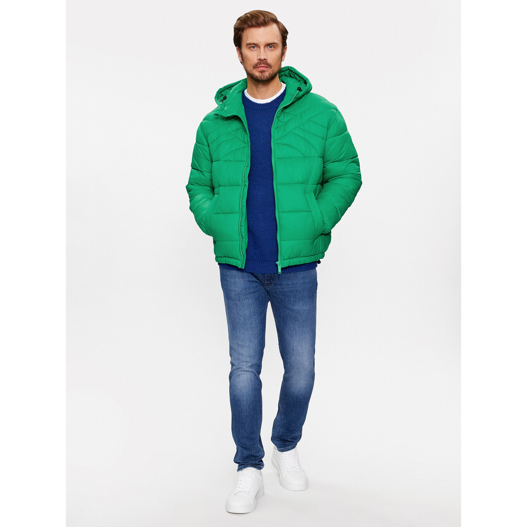 United Colors Of Benetton Puhovka 2NIWUN038 Zelena Regular Fit - Pepit.si