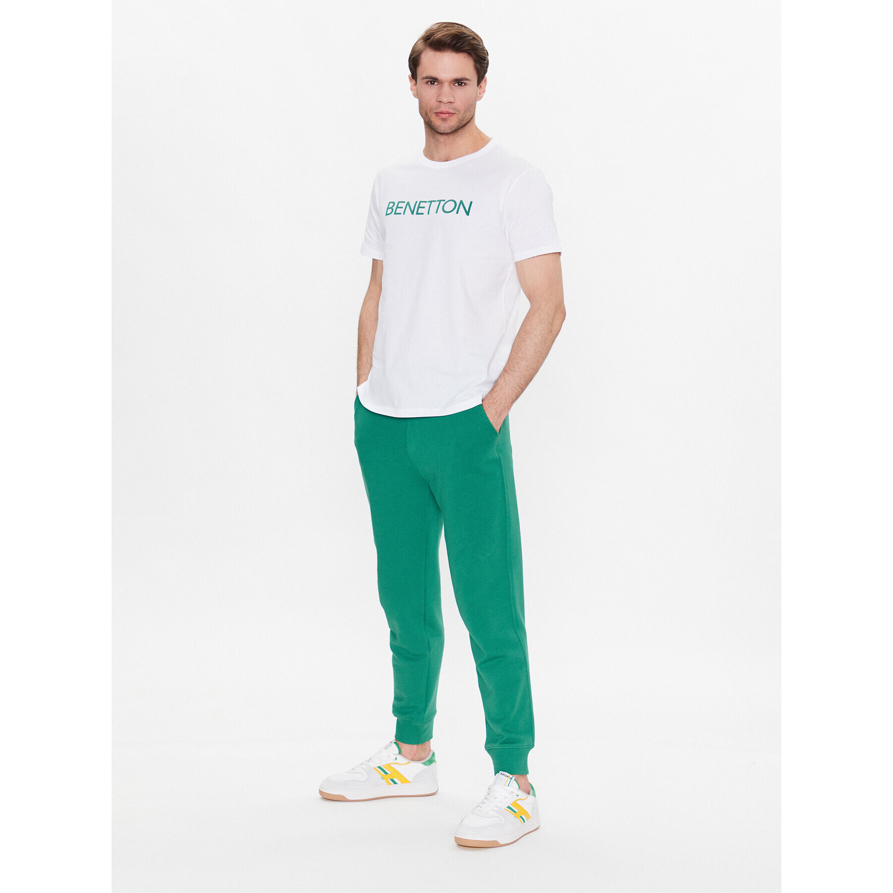 United Colors Of Benetton Spodnji del trenirke 3J68UF00K Zelena Regular Fit - Pepit.si