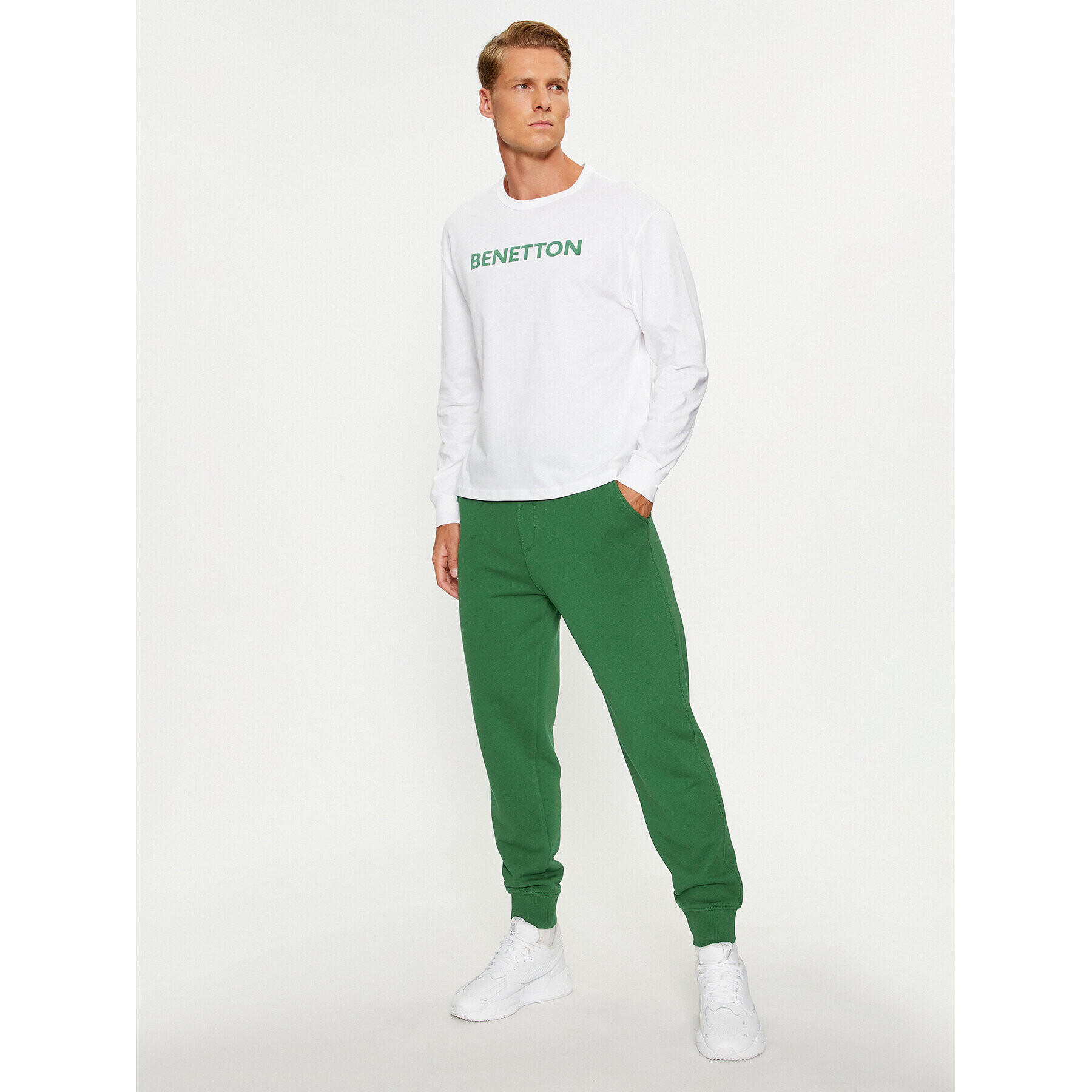 United Colors Of Benetton Spodnji del trenirke 3J68UF00K Zelena Regular Fit - Pepit.si