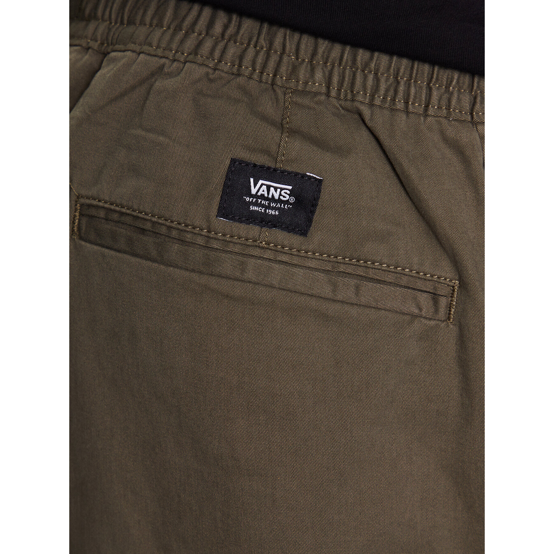 Vans Hlače iz tkanine Range VN0005ZD Khaki Relaxed Fit - Pepit.si