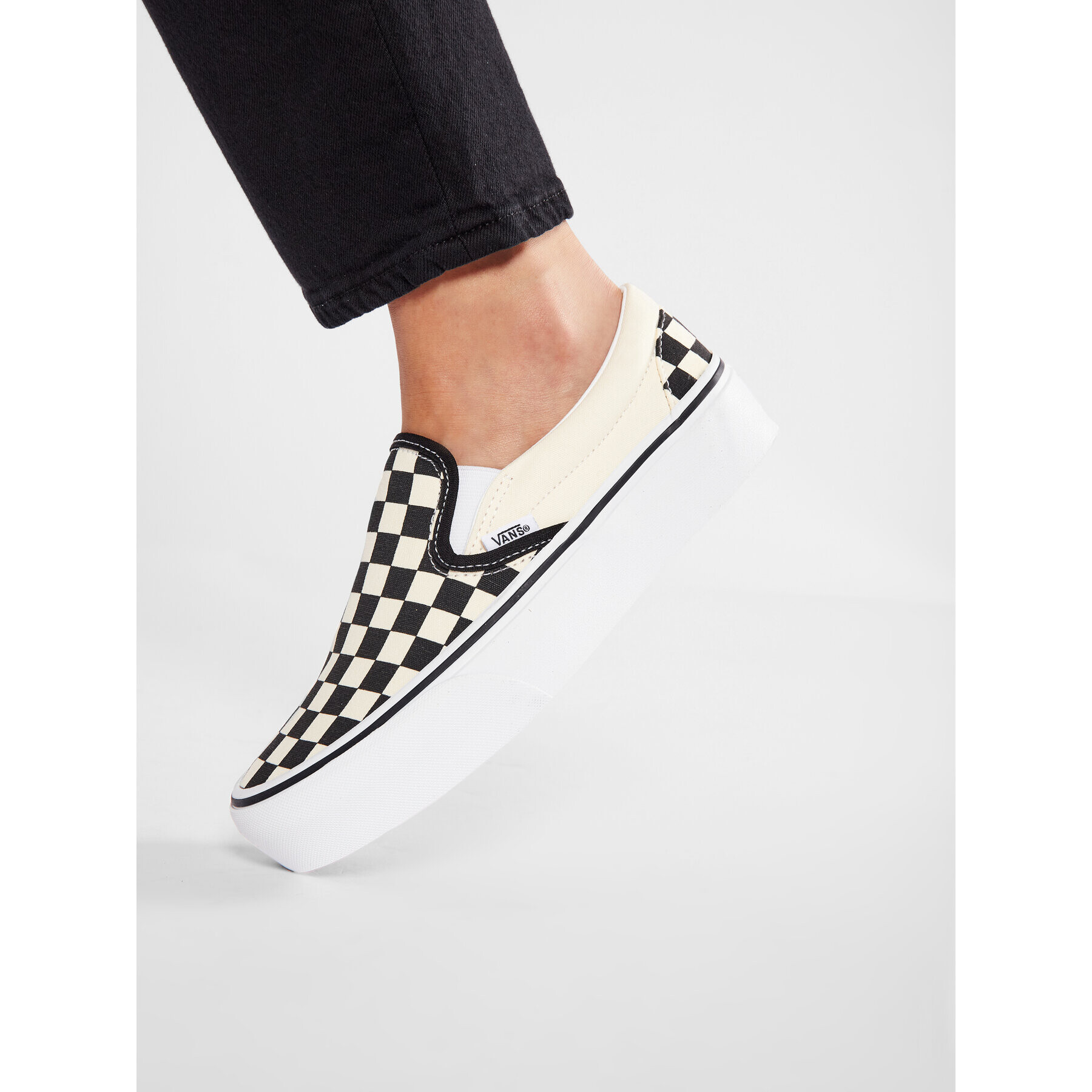 Vans Tenis superge Classic Slip-On P VN00018EBWW Bela - Pepit.si