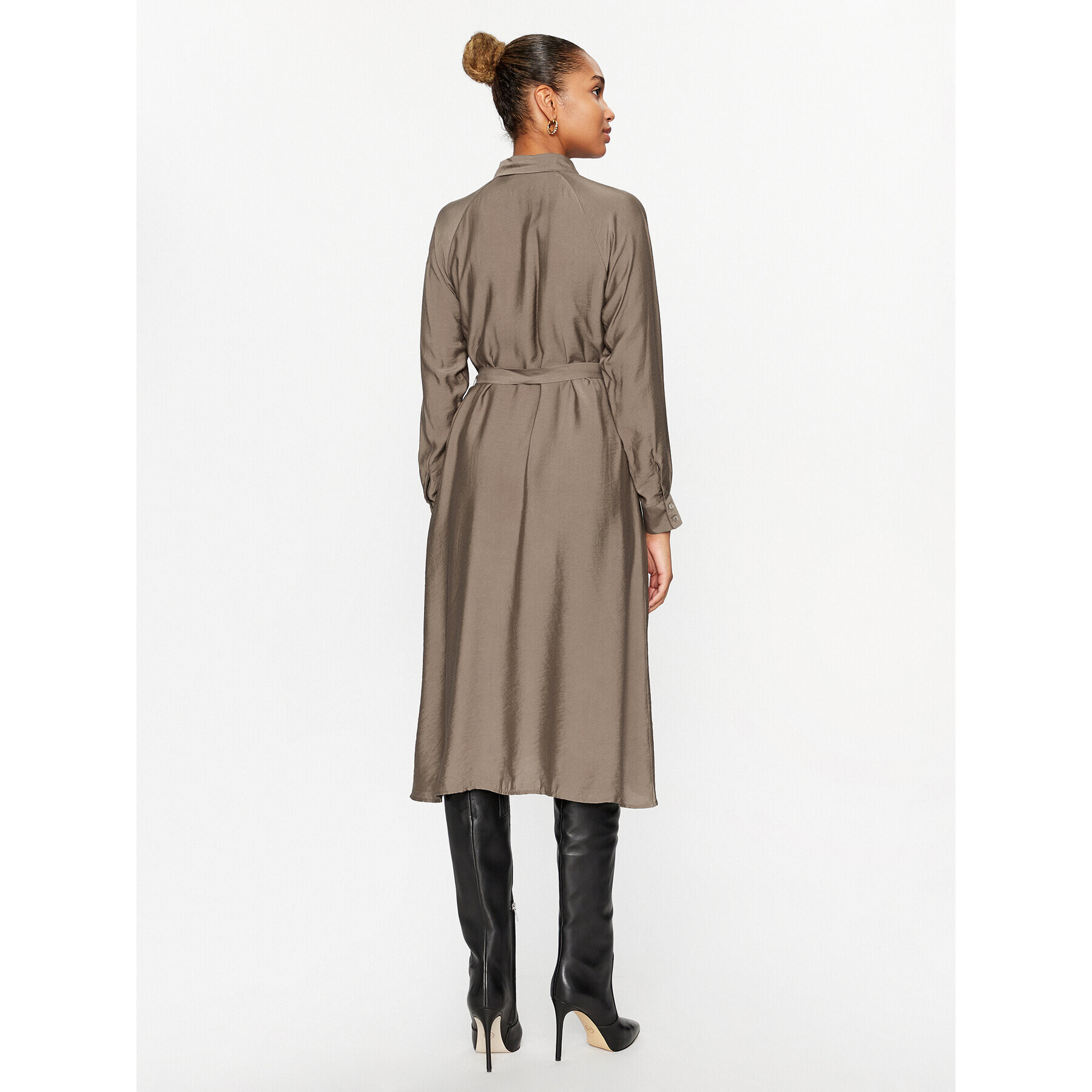 Vero Moda Srajčna obleka 10295296 Rjava Regular Fit - Pepit.si