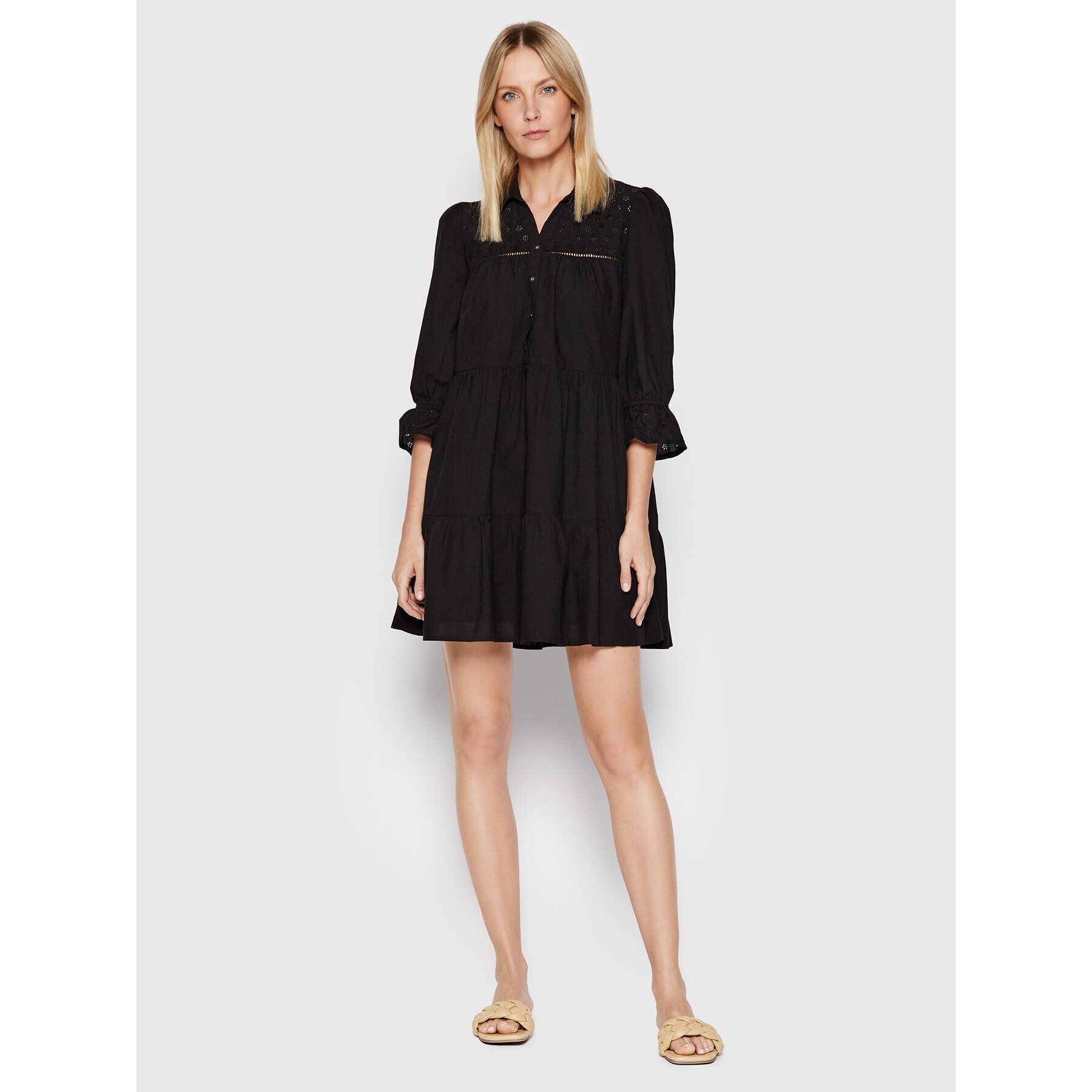 Vero Moda Srajčna obleka Amina 10263672 Črna Relaxed Fit - Pepit.si