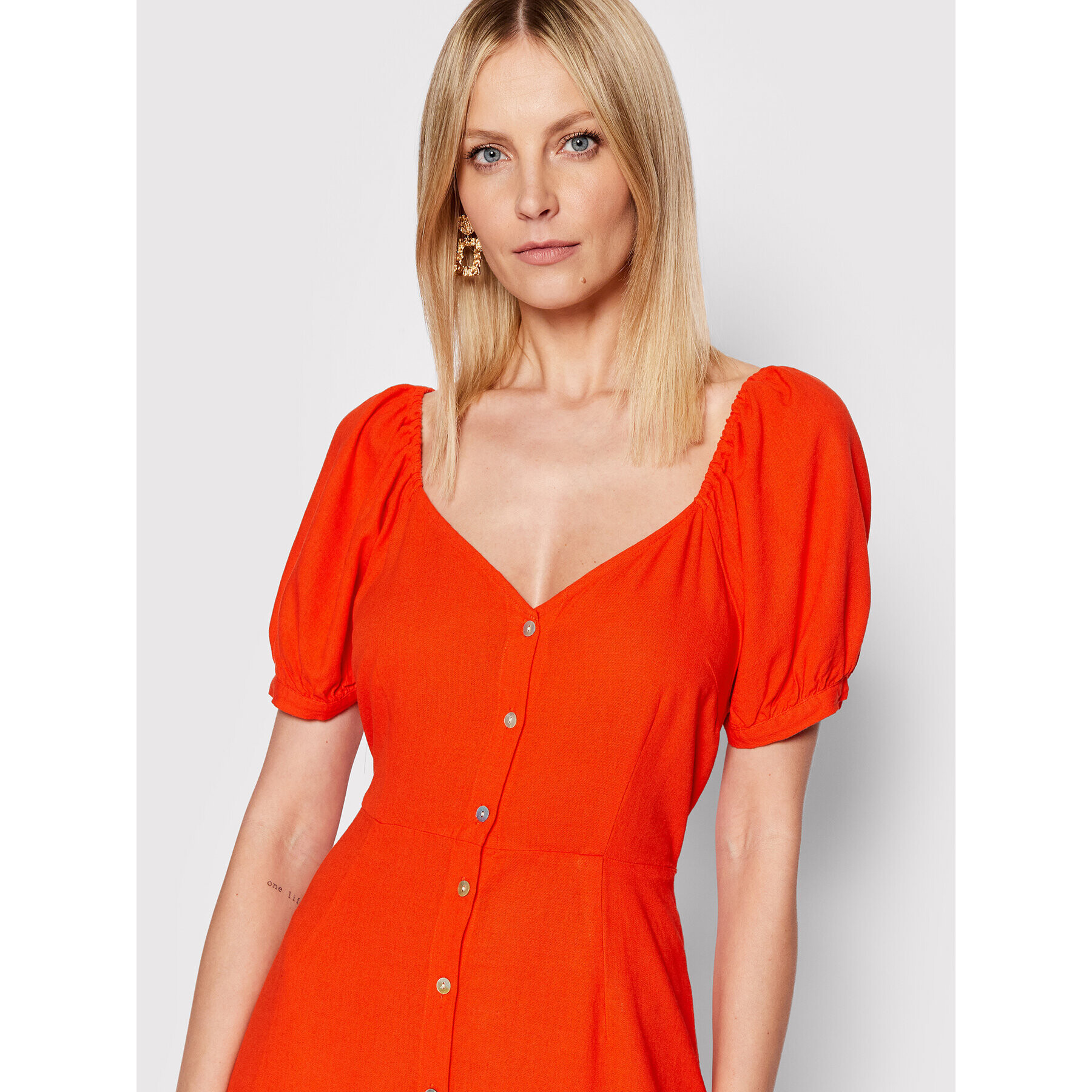 Vero Moda Srajčna obleka Jesmilo 10260300 Oranžna Regular Fit - Pepit.si