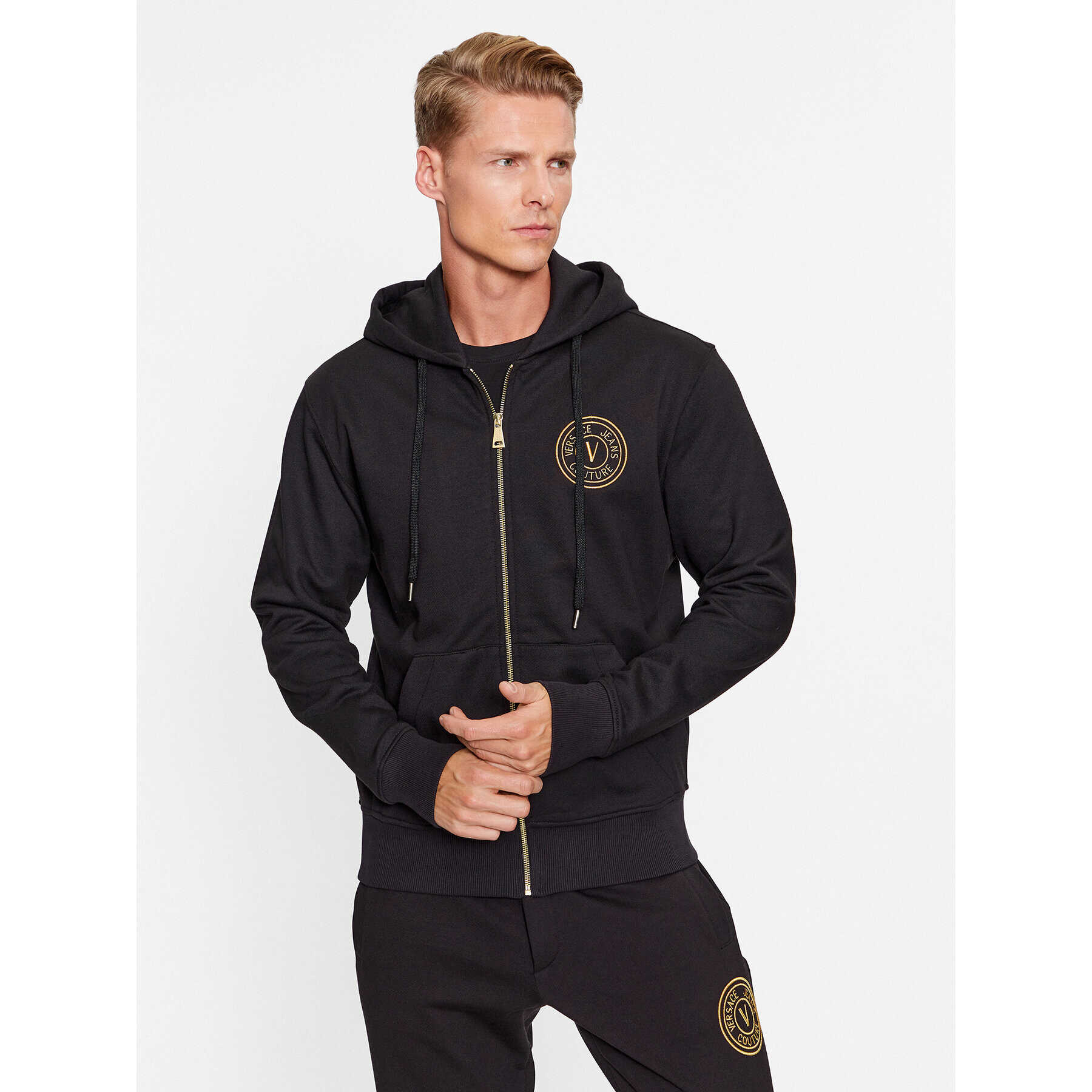 Versace Jeans Couture Jopa 75GAIT06 Črna Regular Fit - Pepit.si