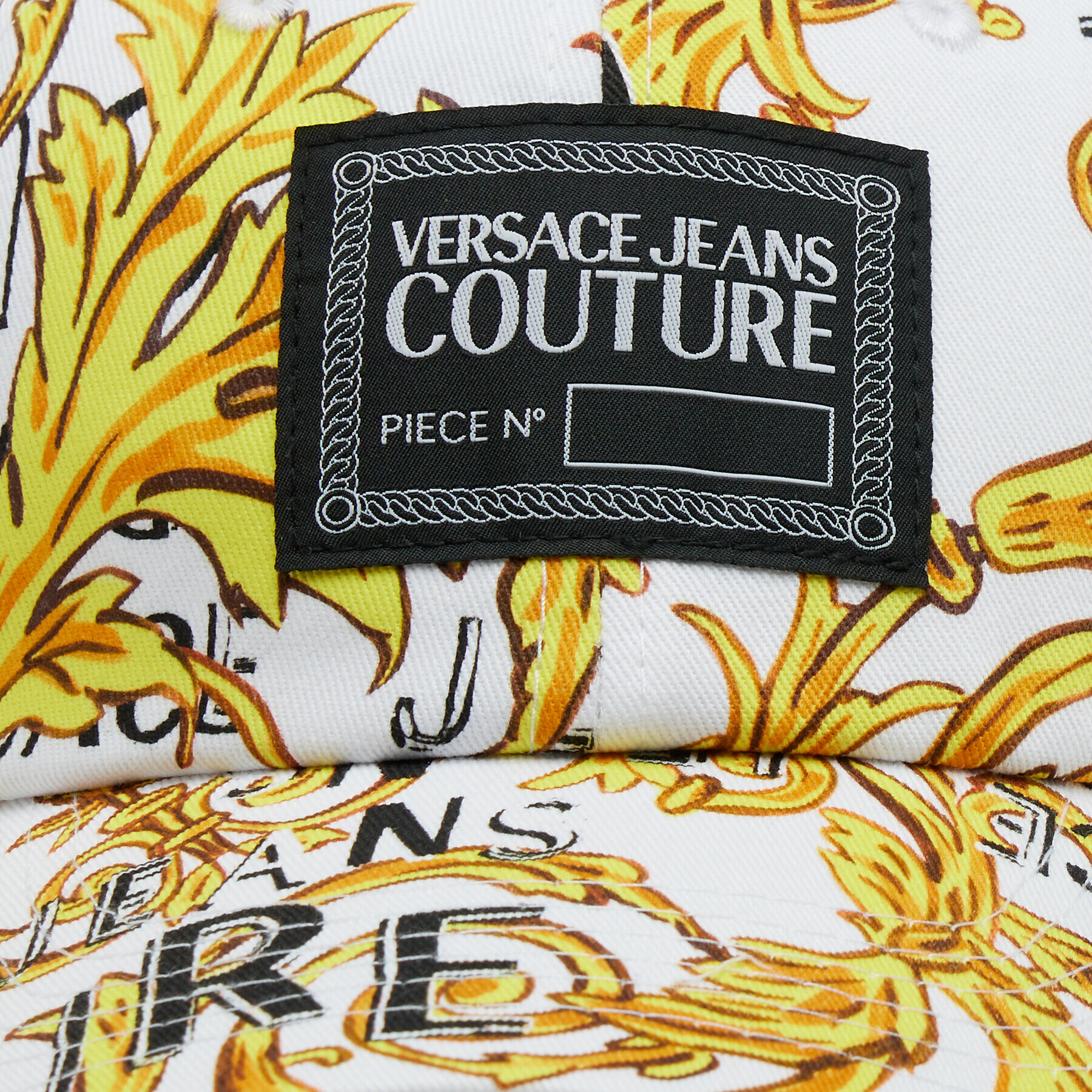 Versace Jeans Couture Kapa s šiltom 74YAZK18 Bela - Pepit.si