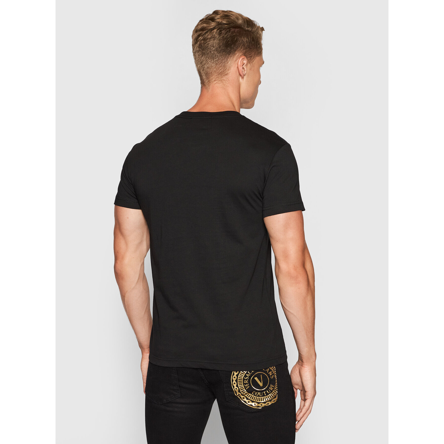 Versace Jeans Couture Majica Vemblem Leaf 71GAHF05 Črna Regular Fit - Pepit.si