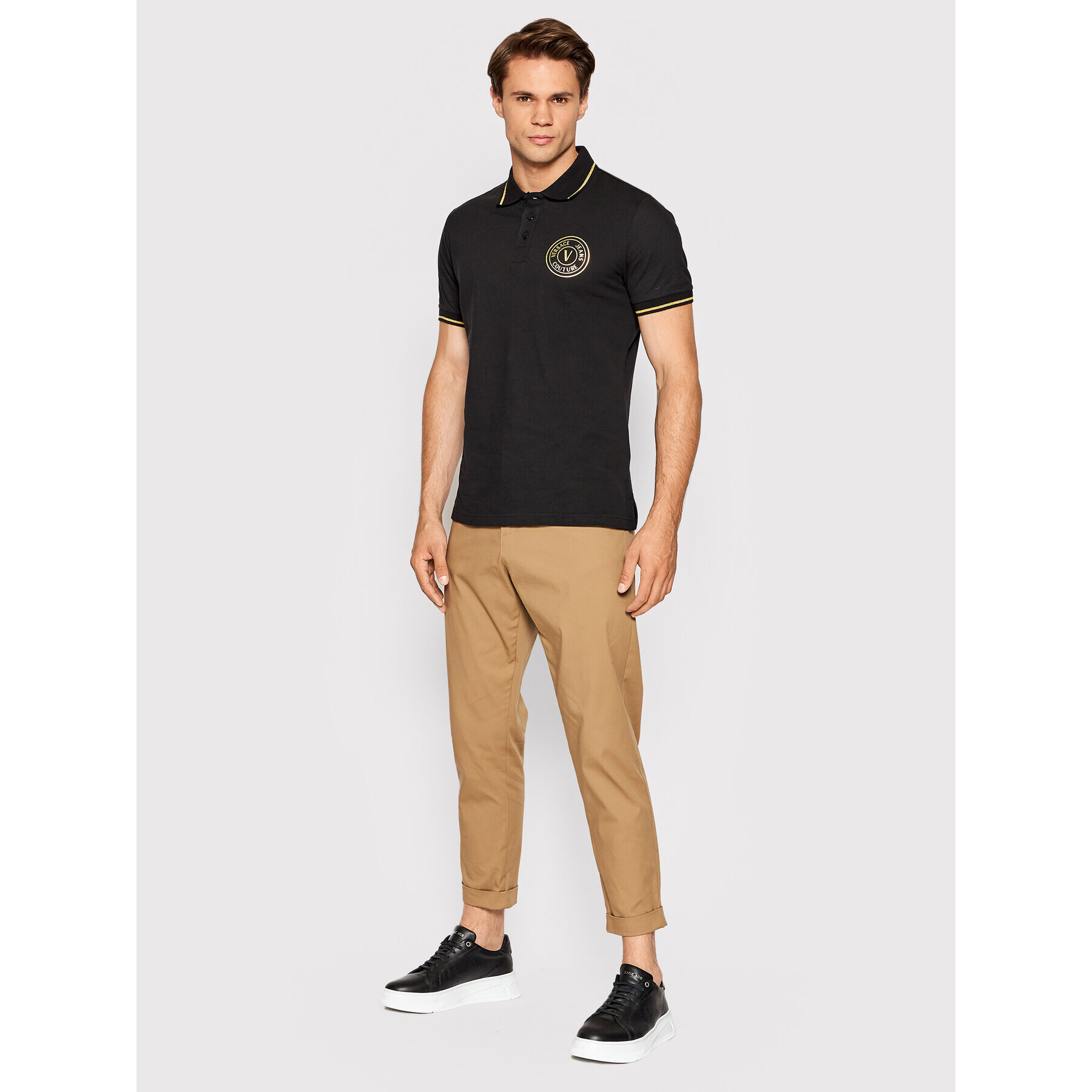 Versace Jeans Couture Polo majica Vemblem Thick Foil 73GAGT01 Črna Regular Fit - Pepit.si