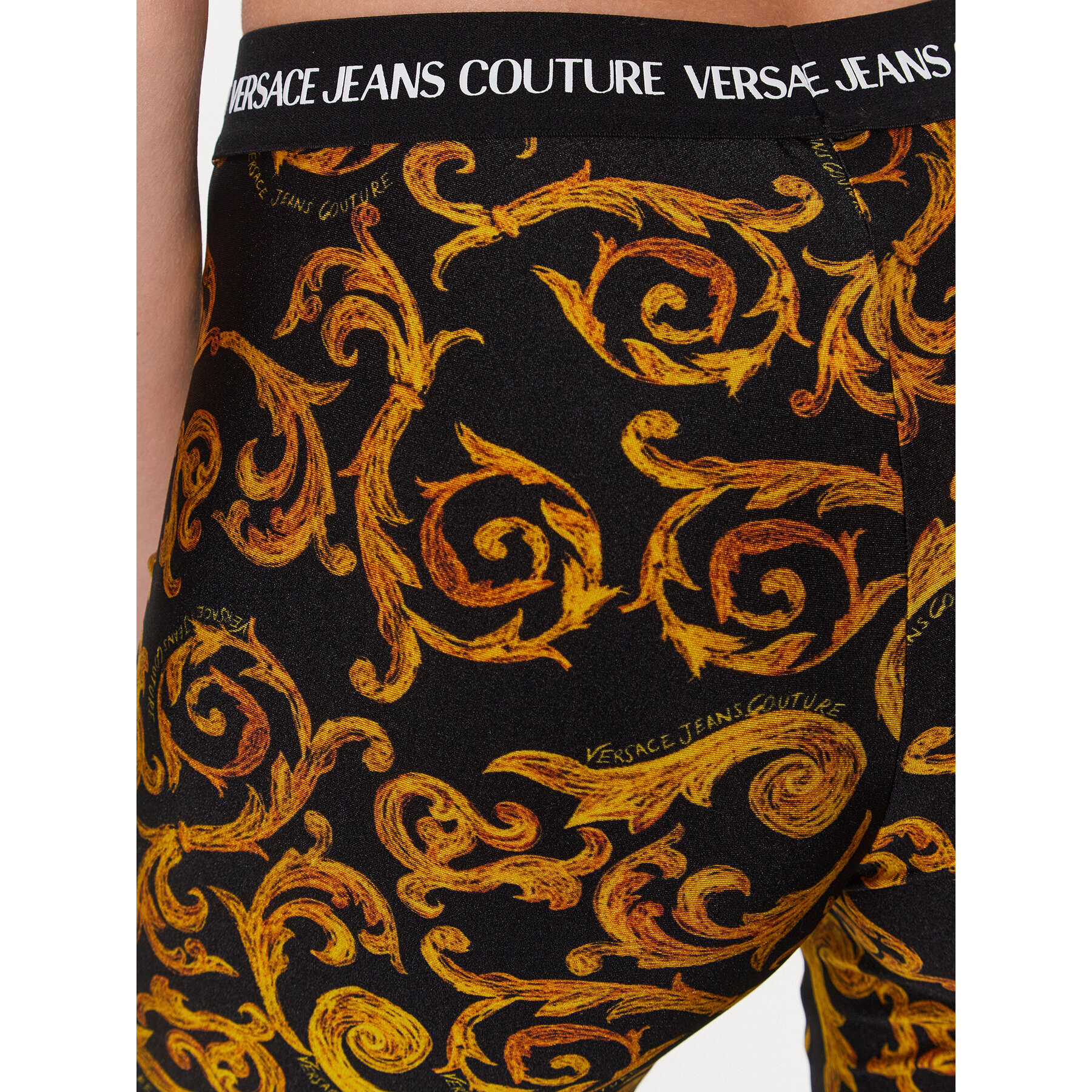 Versace Jeans Couture Športne kratke hlače 74HAC106 Črna Slim Fit - Pepit.si