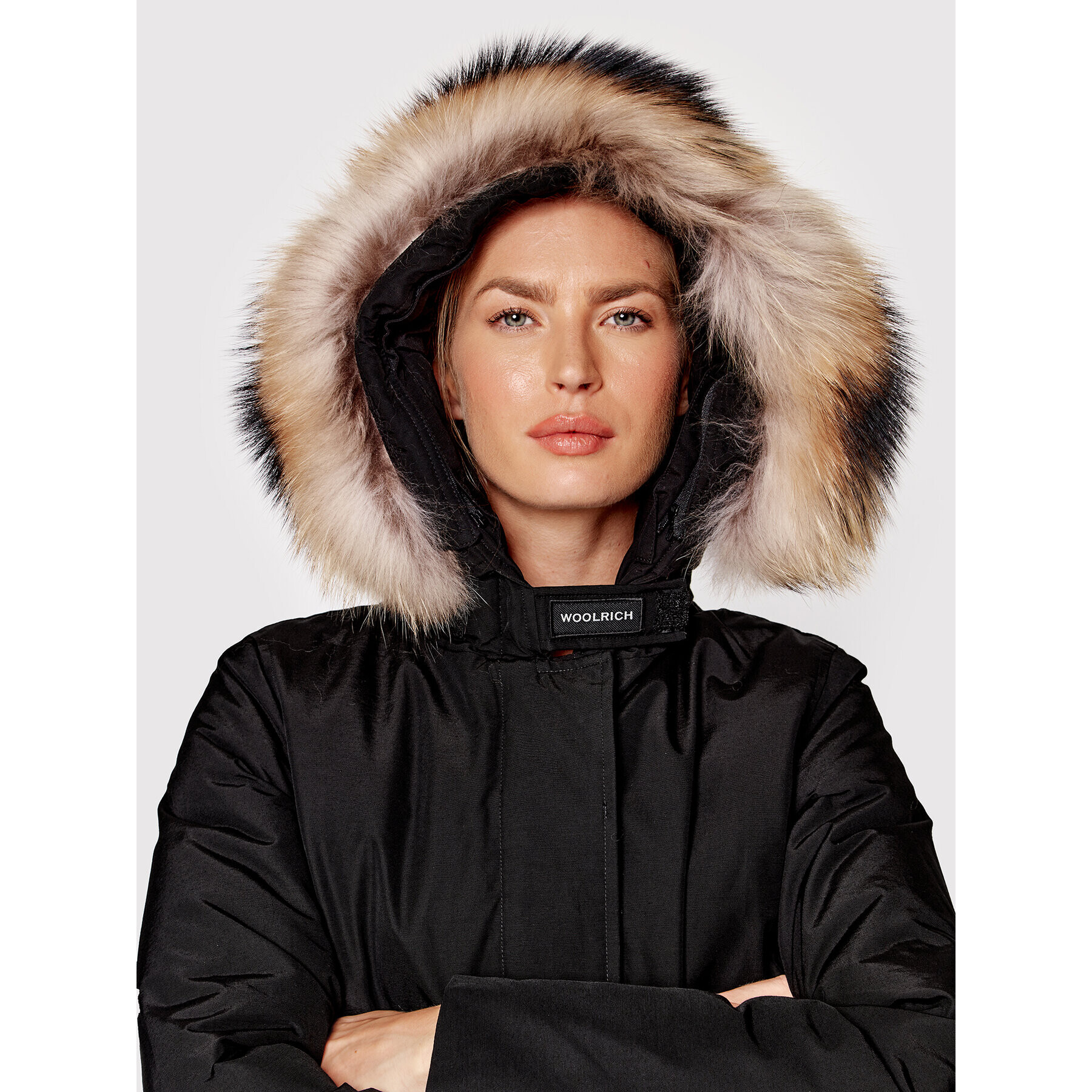 Woolrich Puhovka Arctic Raccoon CFWWOU0548FRUT0001 Črna Regular Fit - Pepit.si