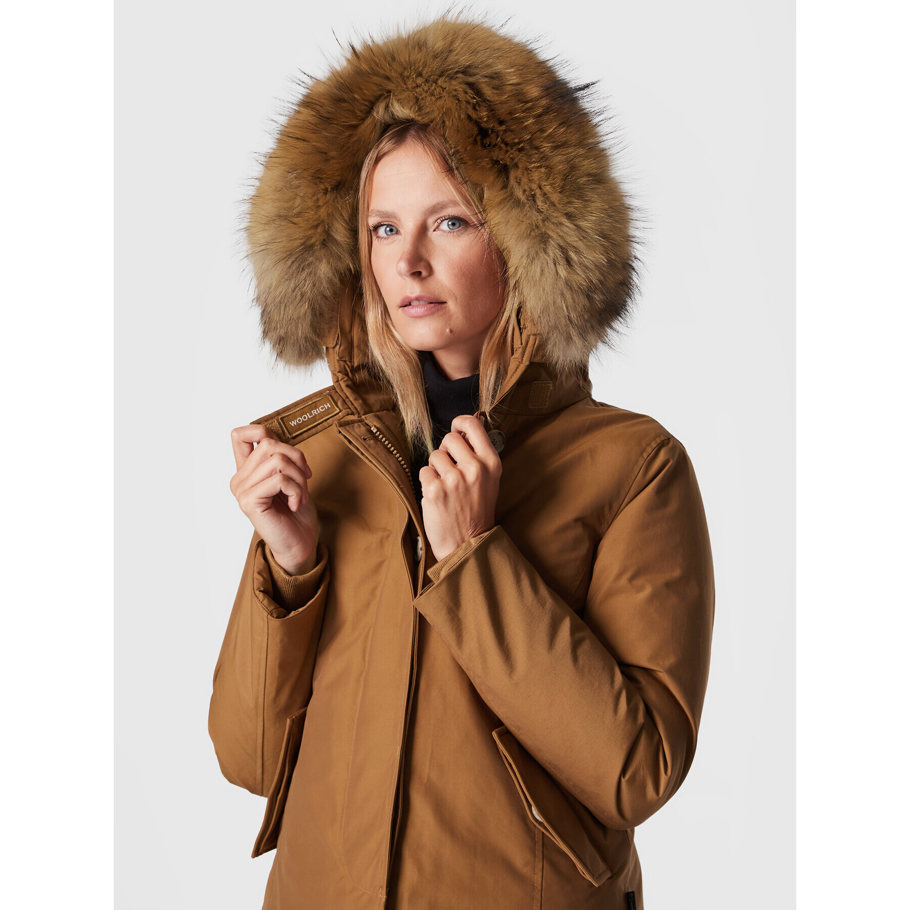 Woolrich Zimska jakna Arctic Raccoon CFWWOU0548FRUT0001 Rjava Regular Fit - Pepit.si