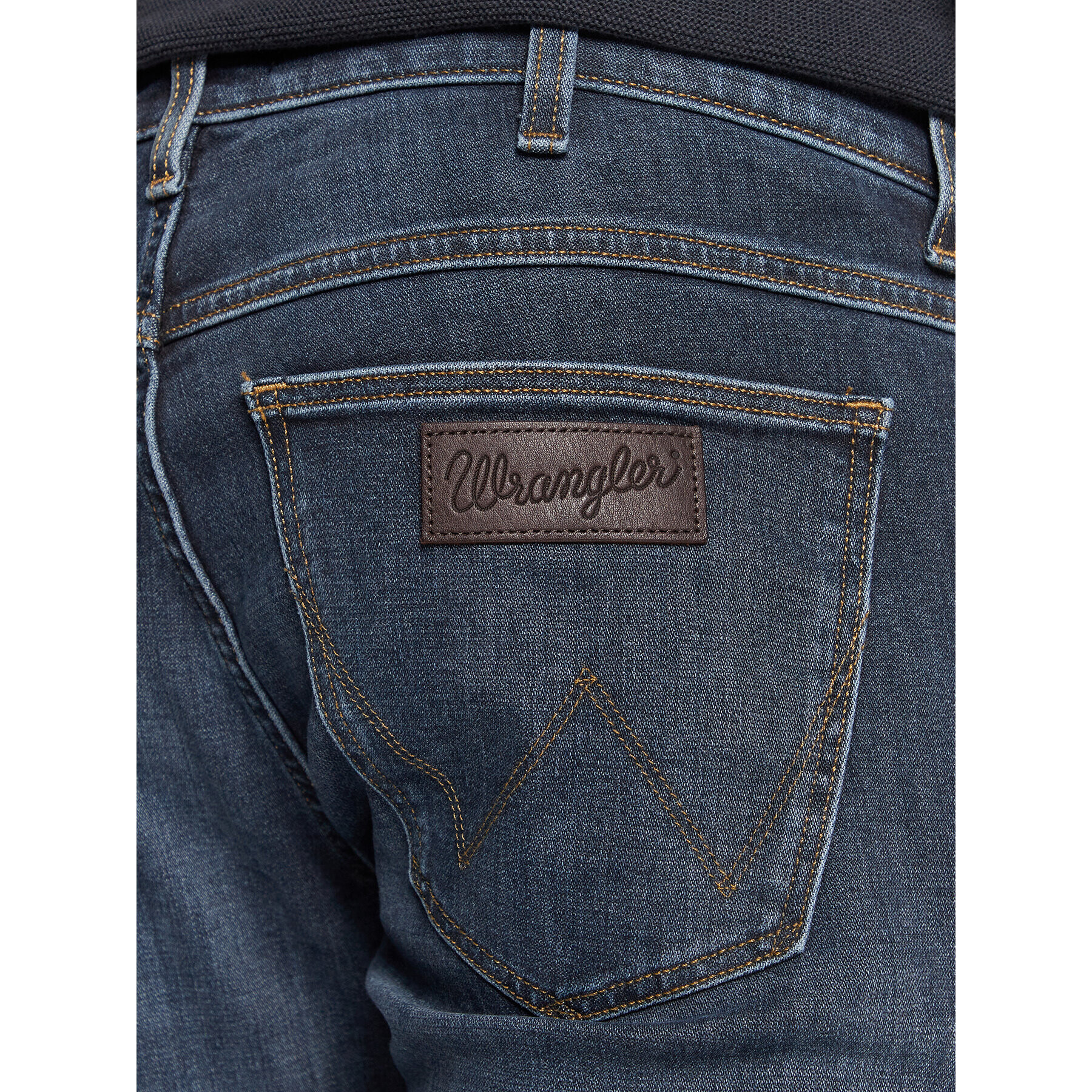 Wrangler Jeans hlače Larson W18S3521J 112319946 Mornarsko modra Slim Tapered Fit - Pepit.si