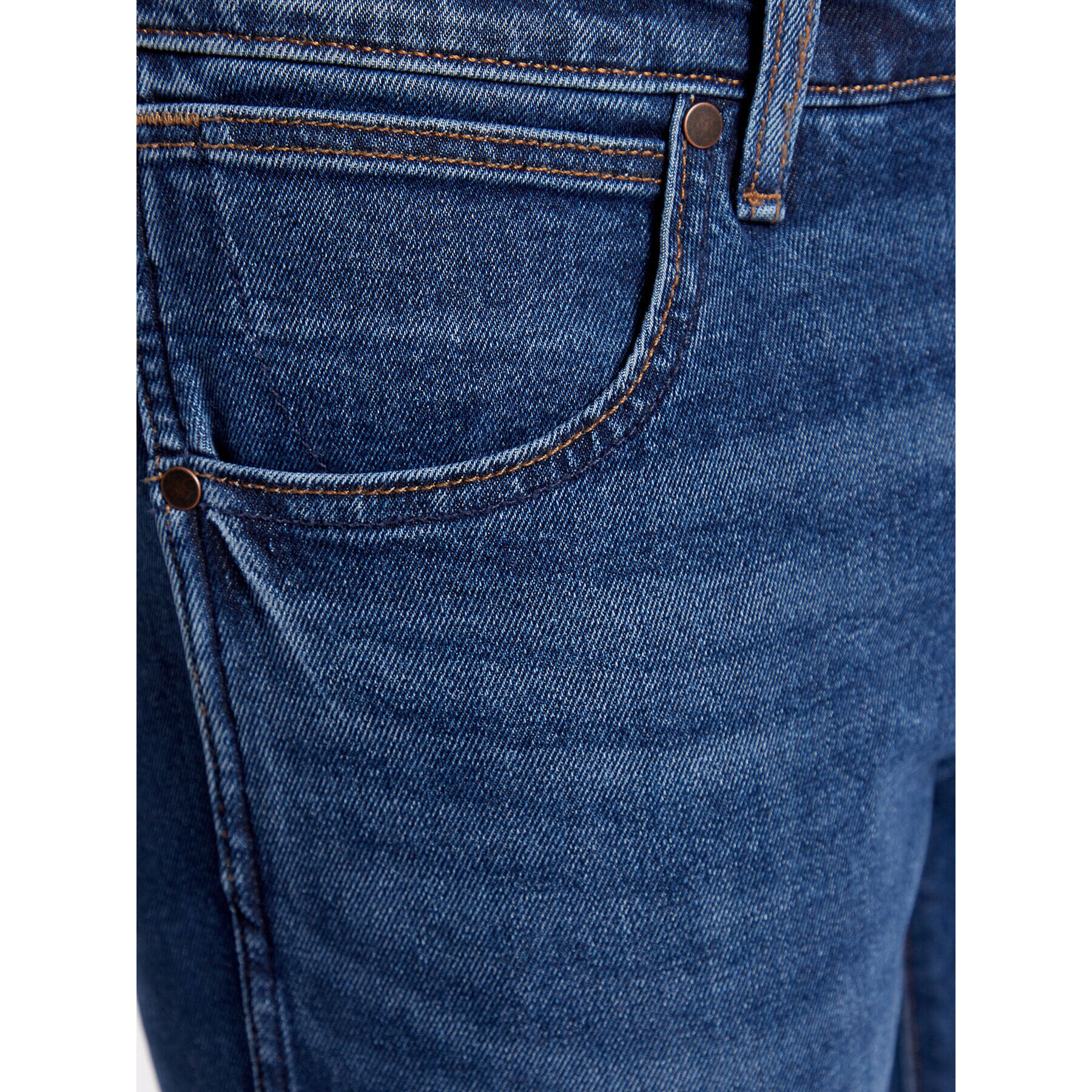 Wrangler Jeans hlače Larston 812 W18S8423M 112321661 Modra Slim Fit - Pepit.si