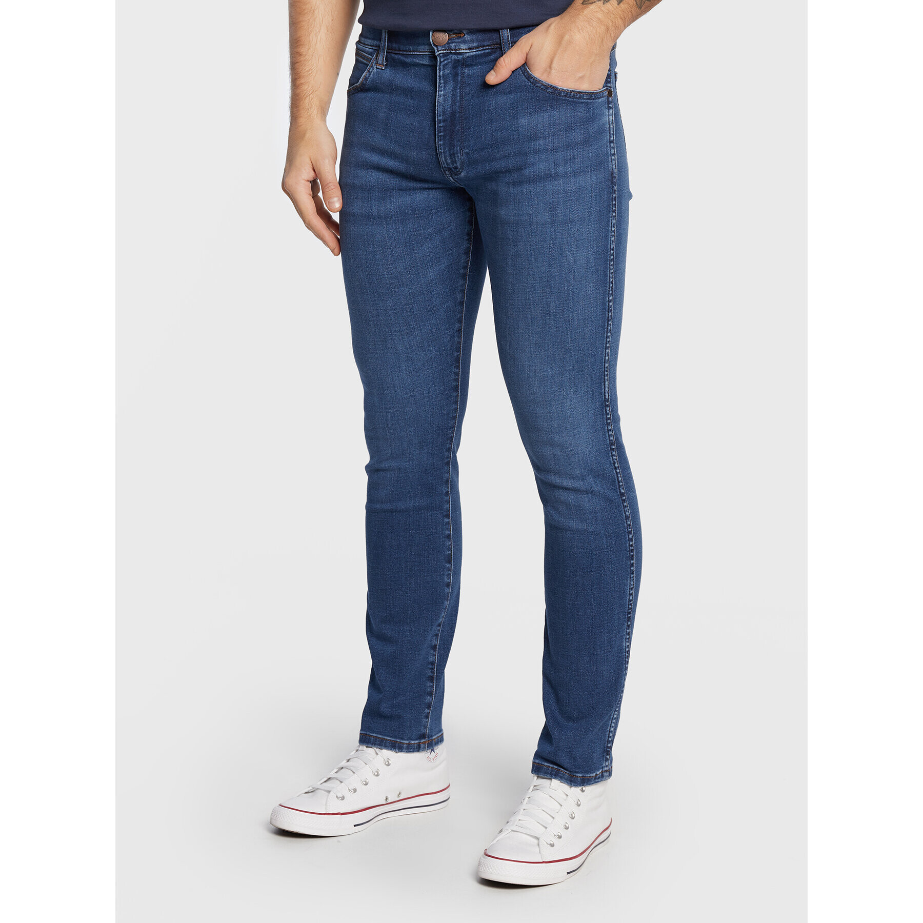 Wrangler Jeans hlače Larston 812 W18SCS23I 112320848 Mornarsko modra Slim Tapered Fit - Pepit.si