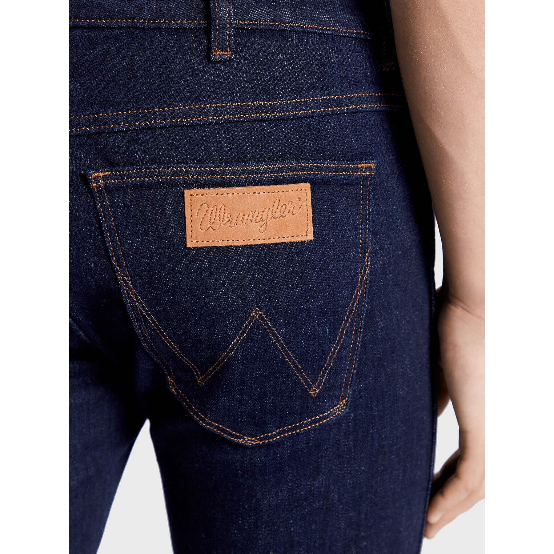 Wrangler Jeans hlače Larston W18SQ821U 112319948 Modra Slim Fit - Pepit.si