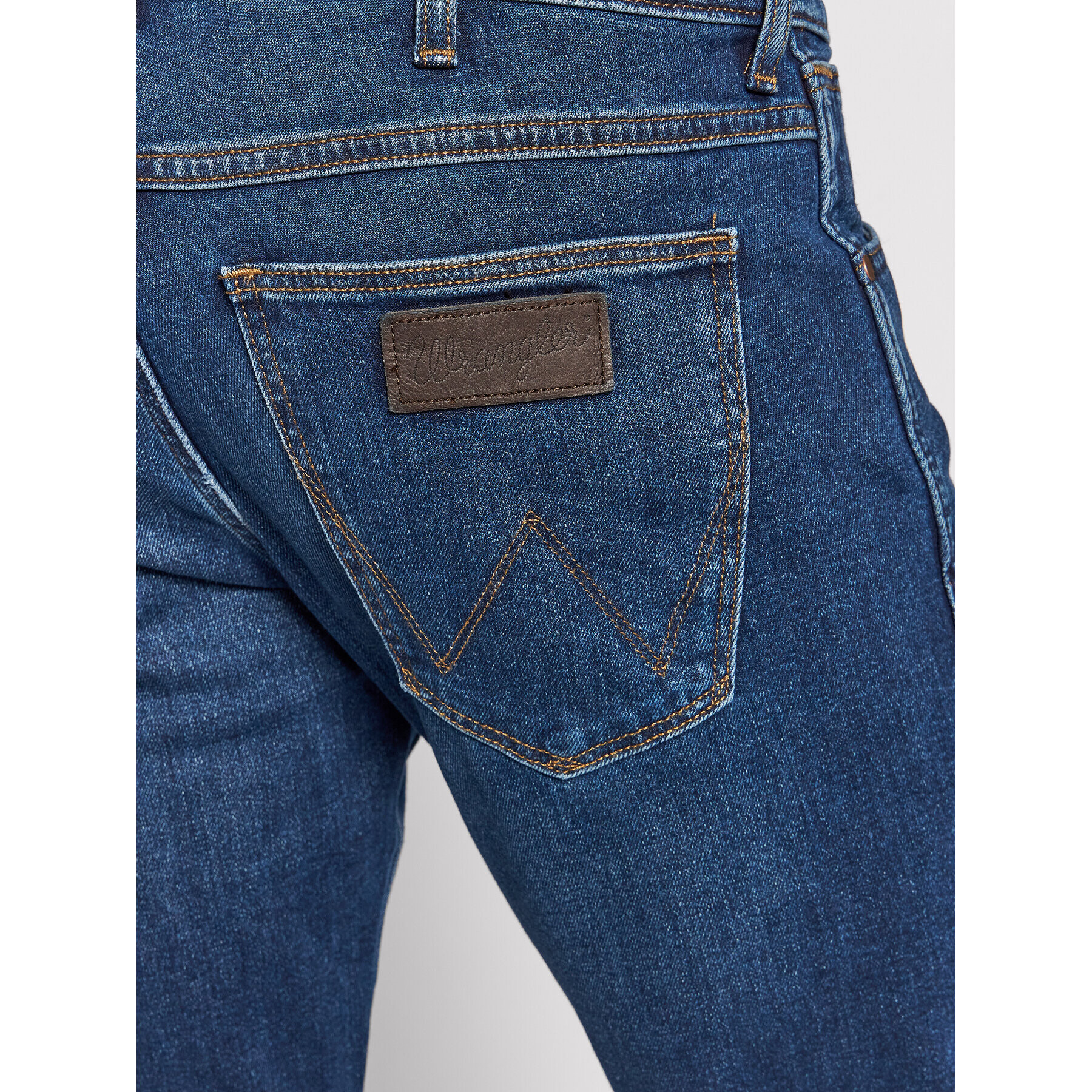 Wrangler Jeans hlače Larston W18SU551Q Mornarsko modra Slim Taper Fit - Pepit.si