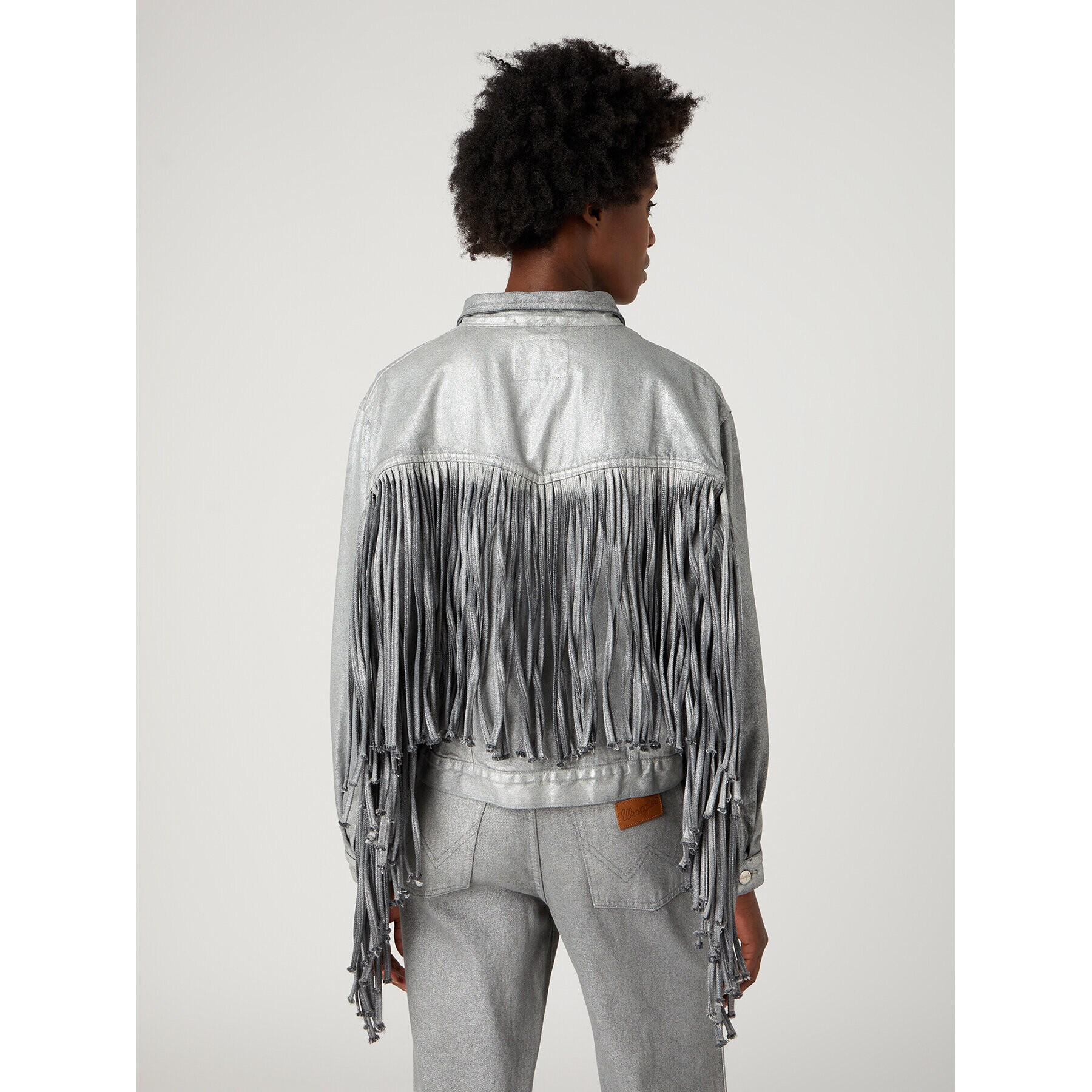 Wrangler Jeans jakna Souvenir Fringe W4T144M30 112327270 Siva Relaxed Fit - Pepit.si